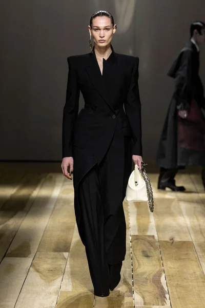 Look 23